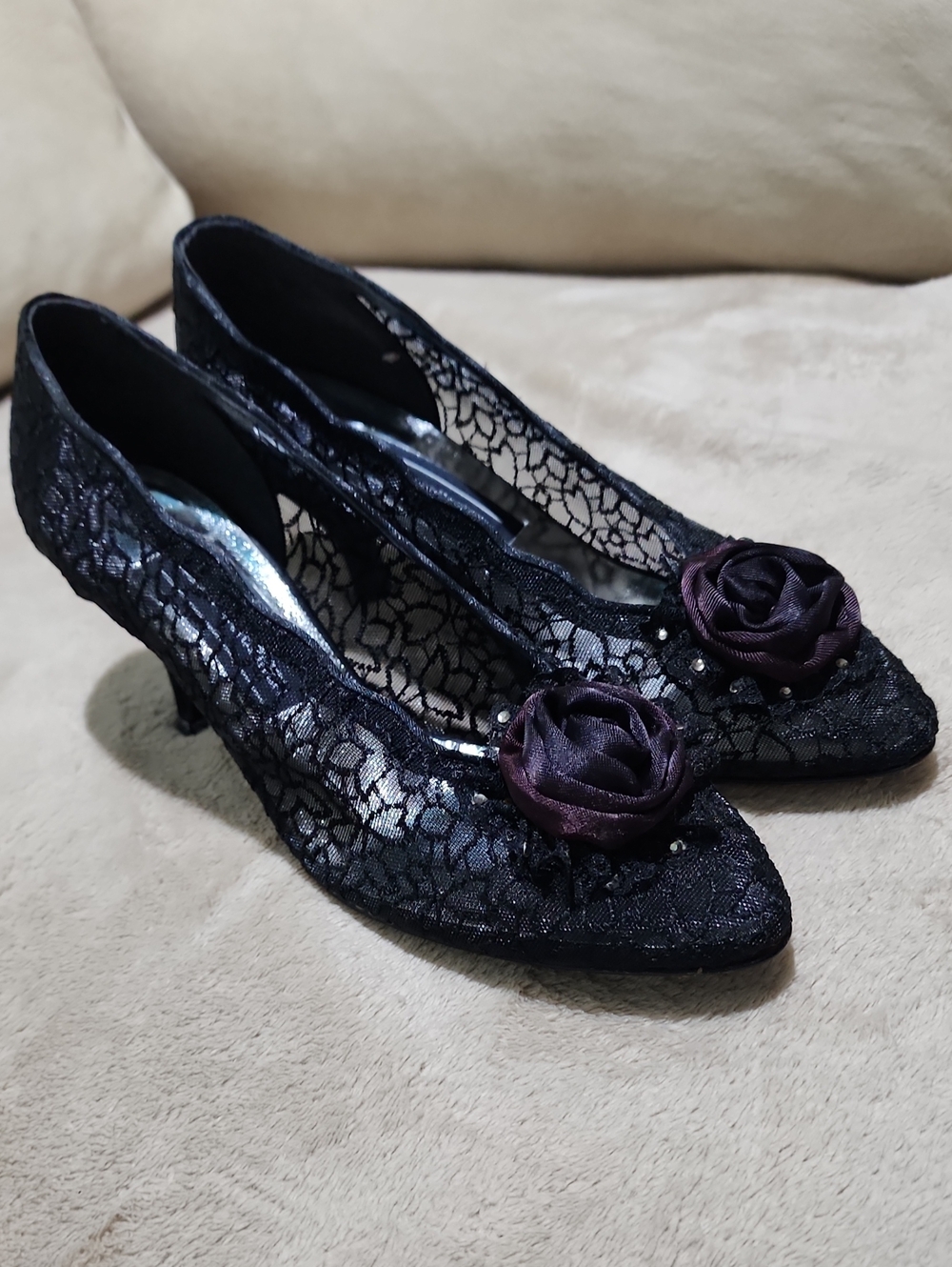 Stuart Weitzman Black Lace Pointed Kitten Heels with Plum Rosettes